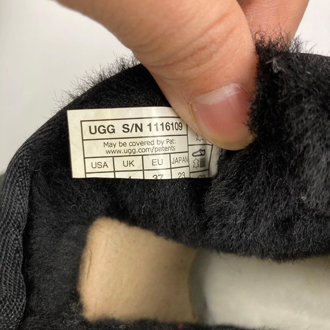 ☆新品未使用　UGG Classic Ultra Mini