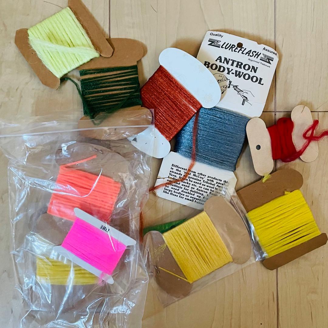 フライフィッシングのマテリアル、フライフック　タイイング