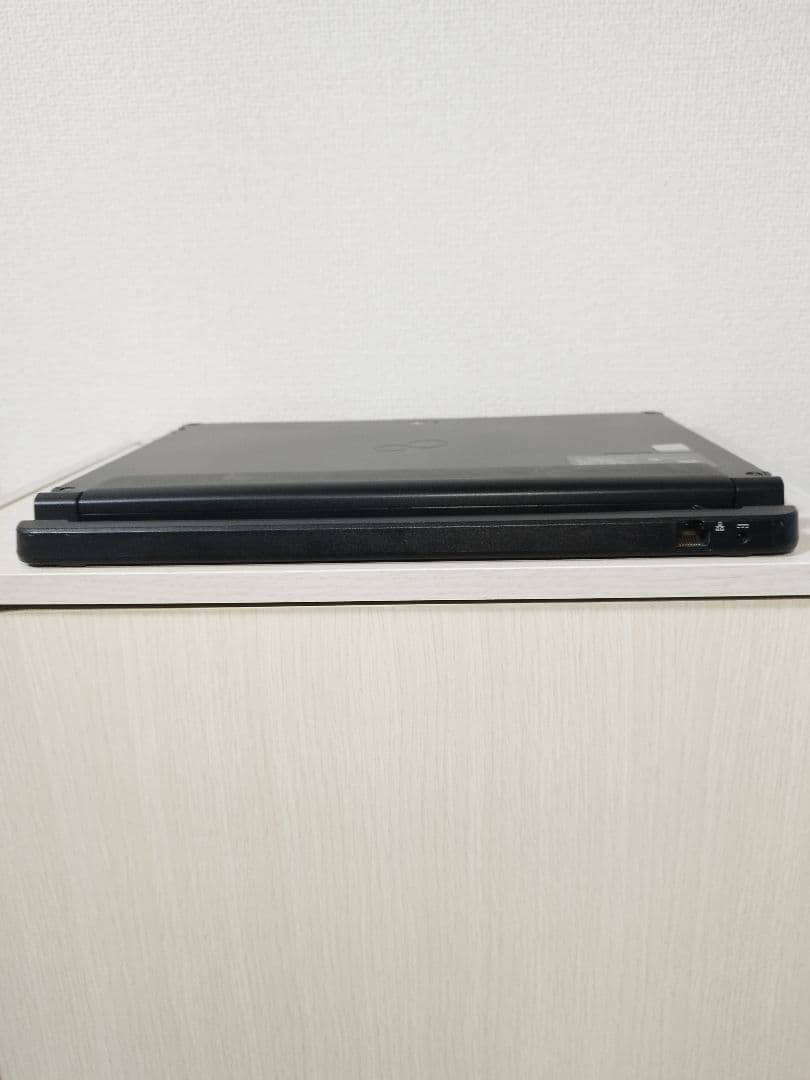 タブレット ArrowsTab Q738 Core i3 4GB SSD128G