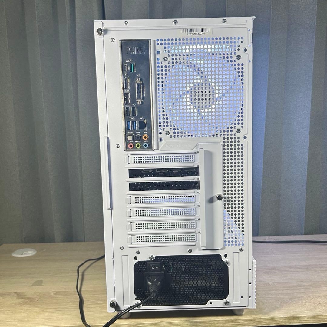 超高性能 白 ゲーミングPC RTX3070 Windows11 ワイルズ快適