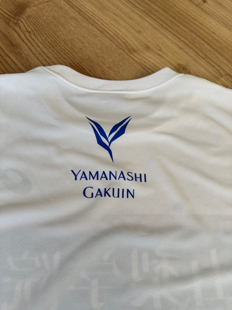 山梨学院大学　 駅伝部アシックス長袖トレーニングウェア