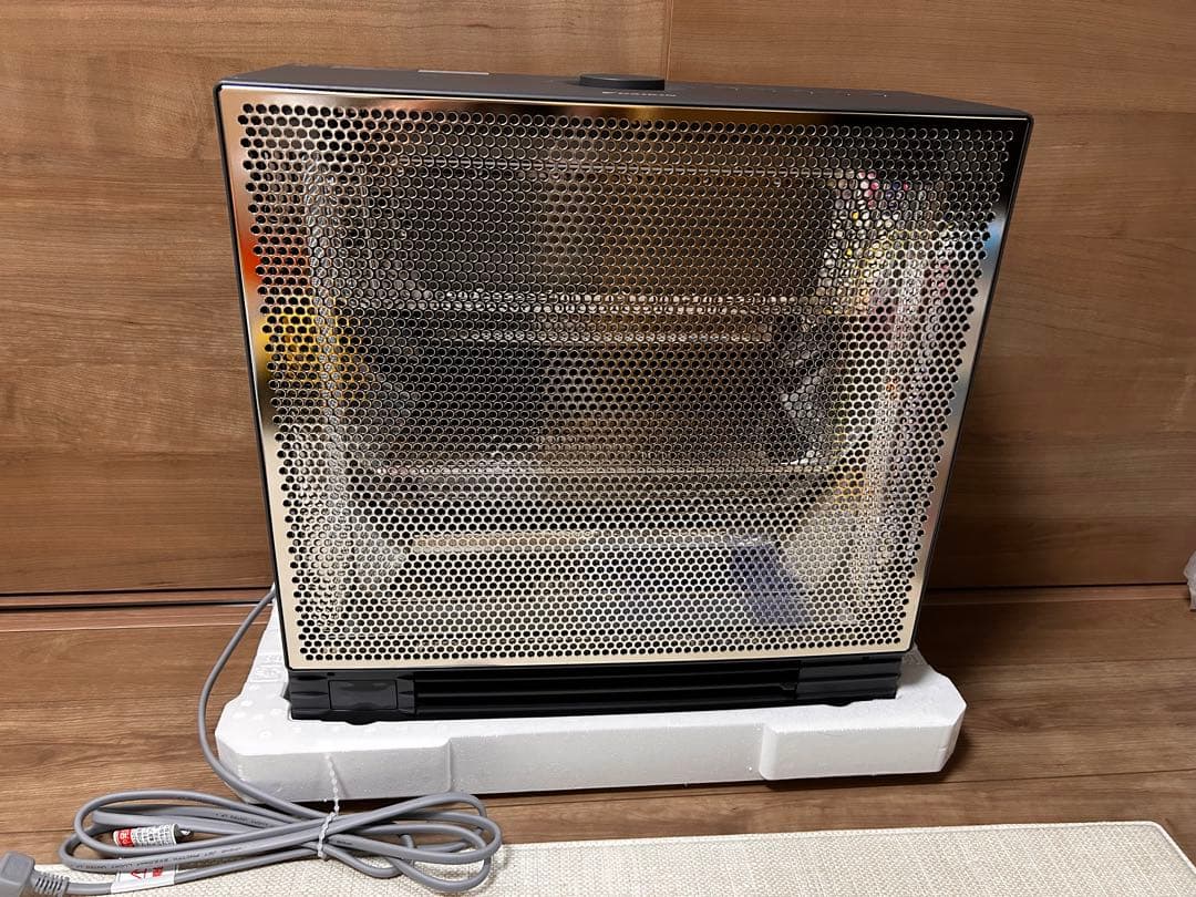 ダイキンハイブリッドセラムヒート　WRH135AS-H