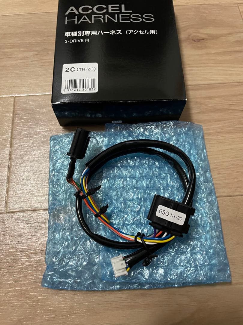 pivot 3-drive EVO スロコン スズキ用ハーネスTH-2C