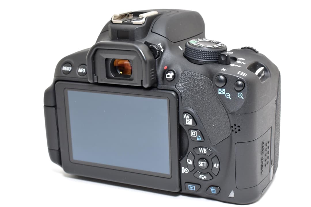 ■極上品■ キャノン EOS Kiss X7i #D043