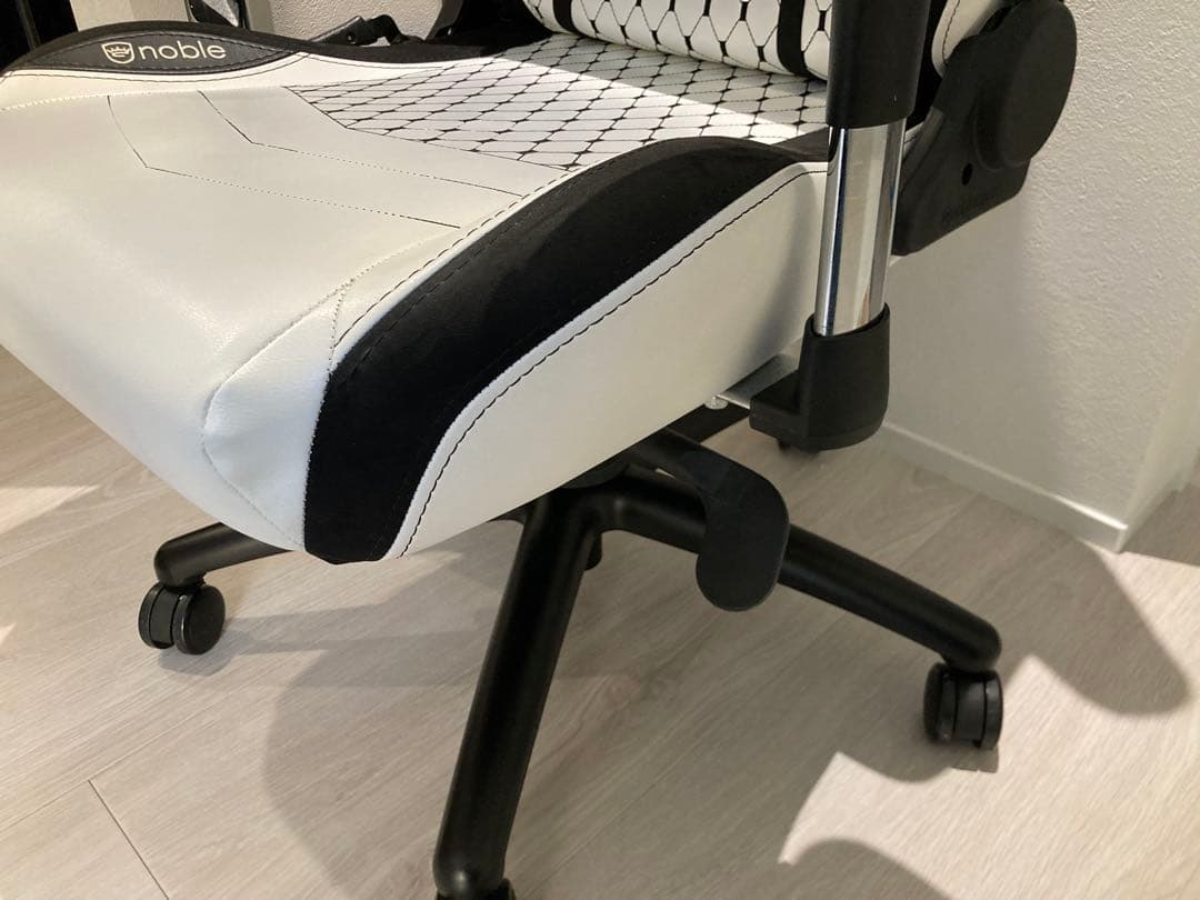 デスクチェア noble chairs epic white