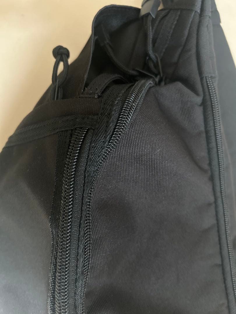 hug育バッグ　DDicho 抱っこもできるショルダーバッグ