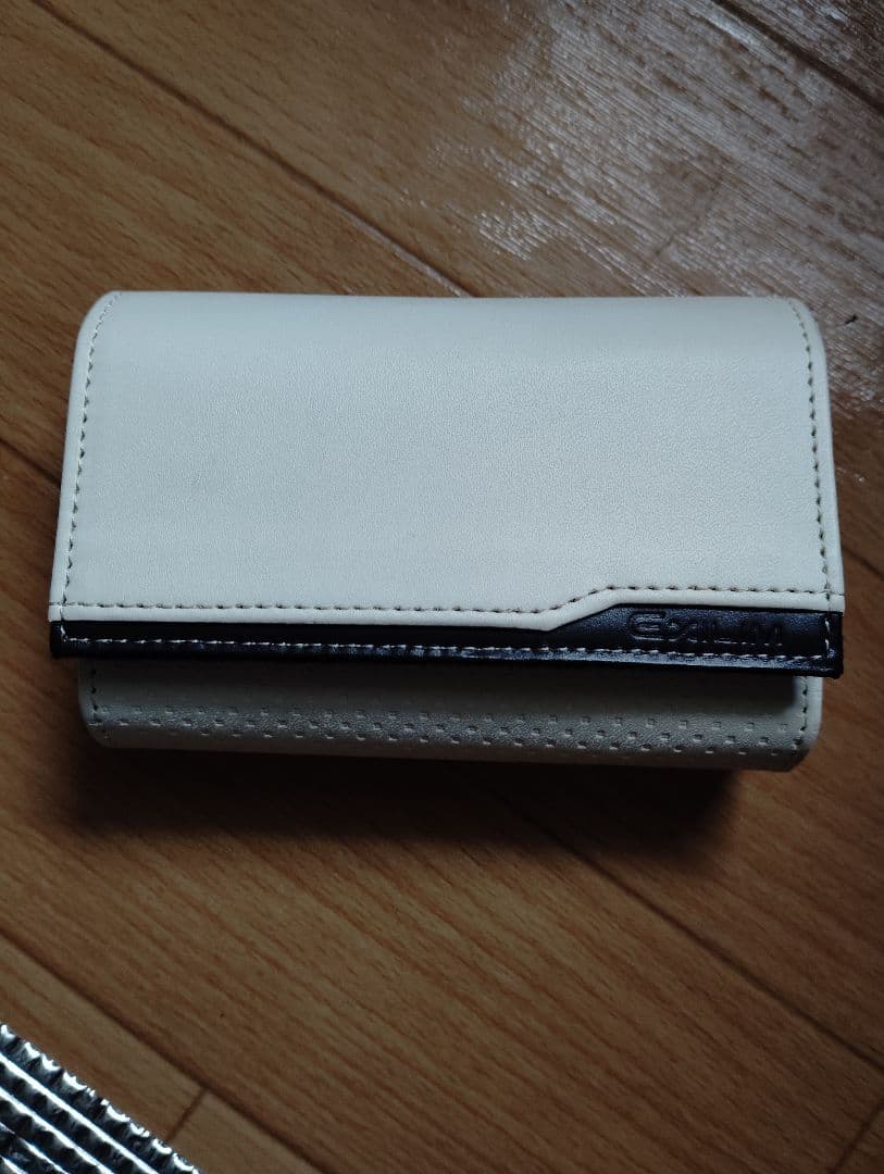 【極美品】CASIO EXILIM EX-ZS240 デジカメ デジタルカメラ