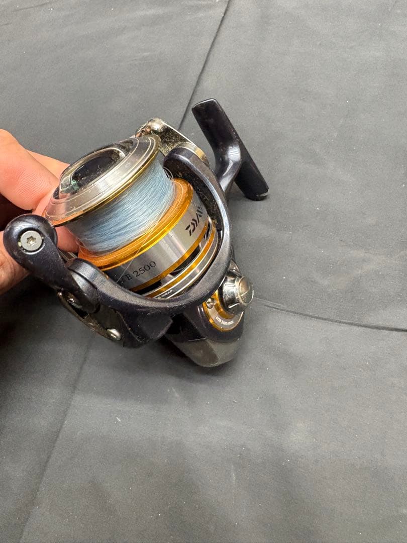 ダイワ スピニングリール　セルテート2500