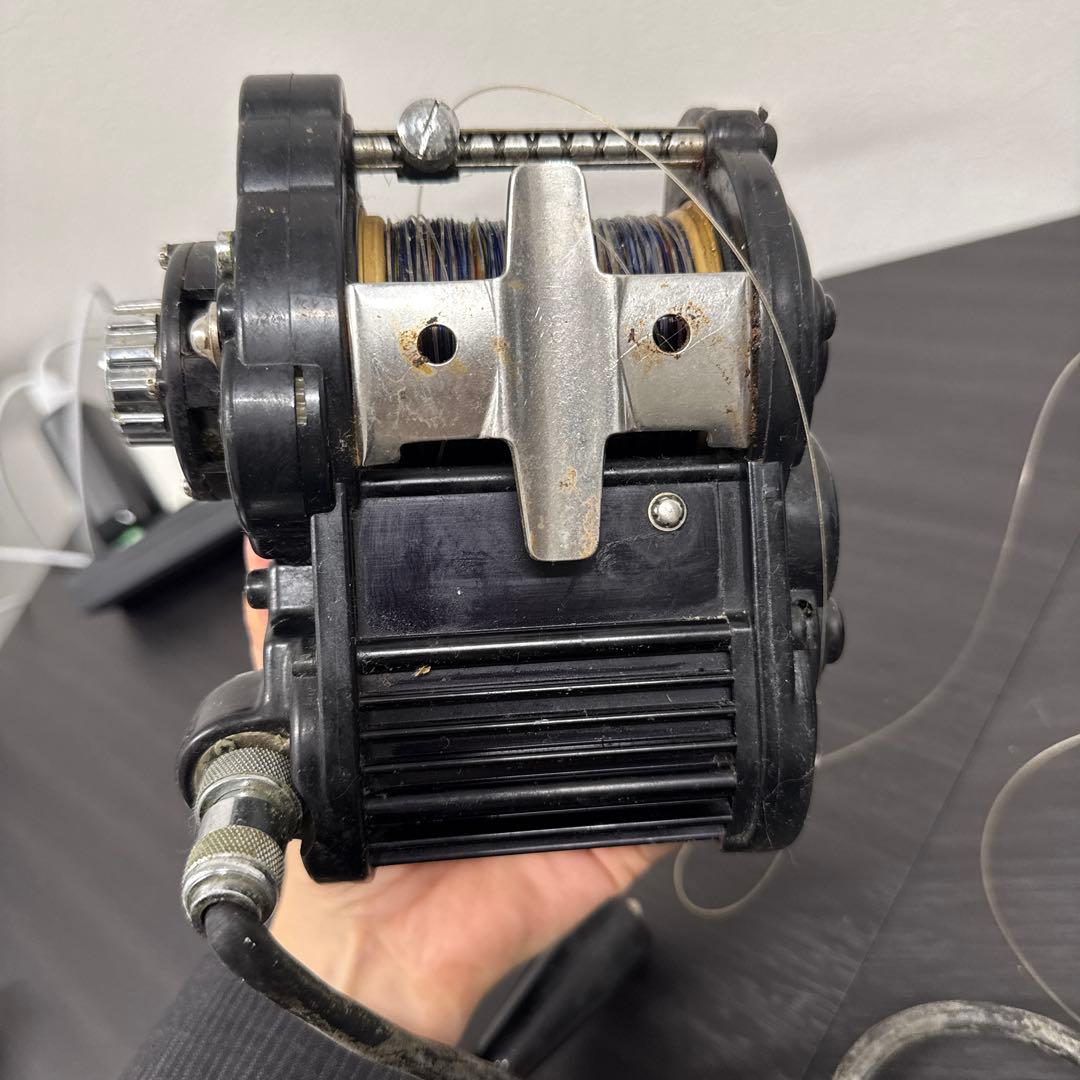 Miya Epoch 350H 電動フィッシングリール