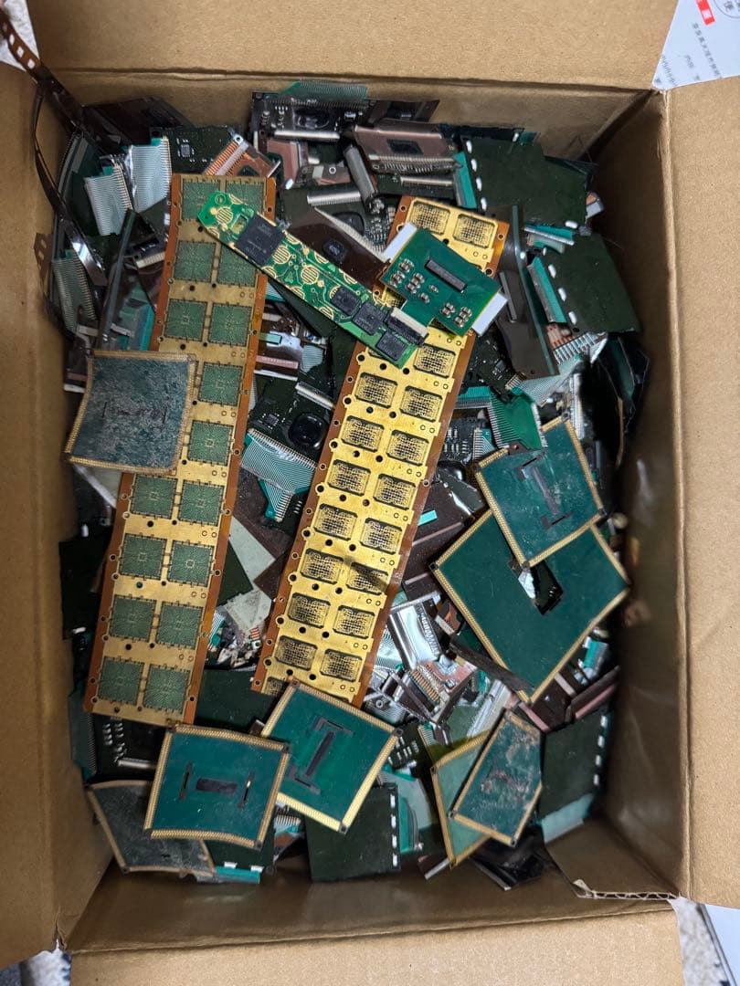 都市鉱山　フレキ　1,400g 金抽出　写真4枚載せてます