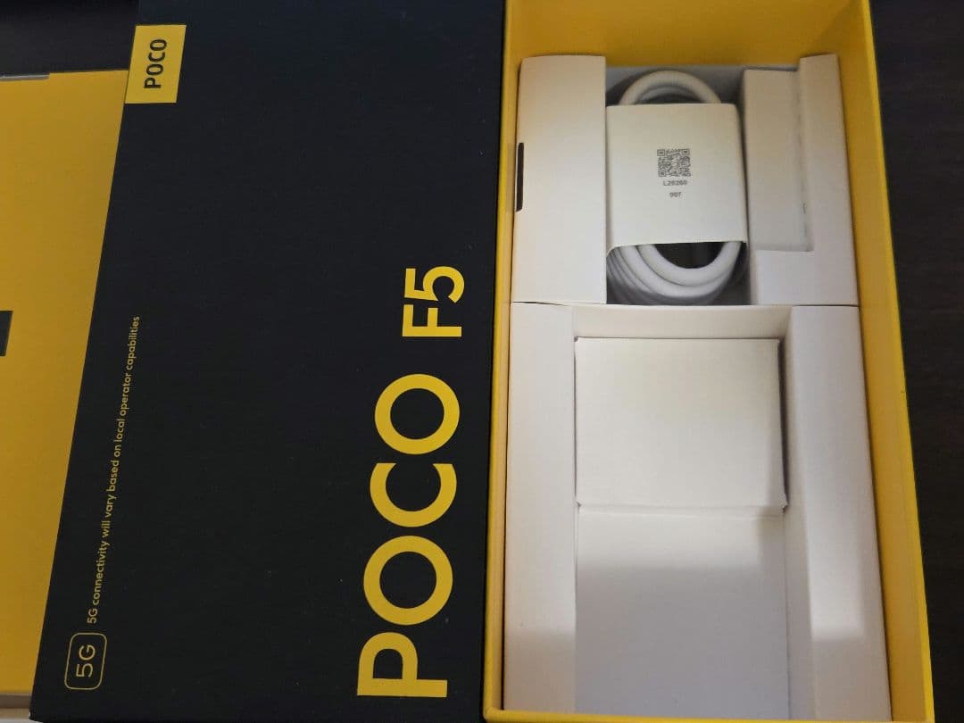 POCO F5 ホワイト　RAM 12GB/ROM 256GB