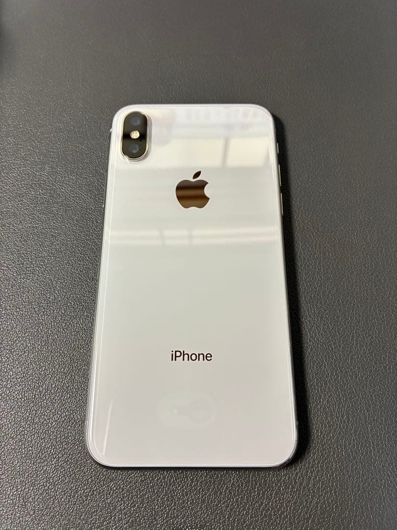 Apple iPhone X 64GB シルバー