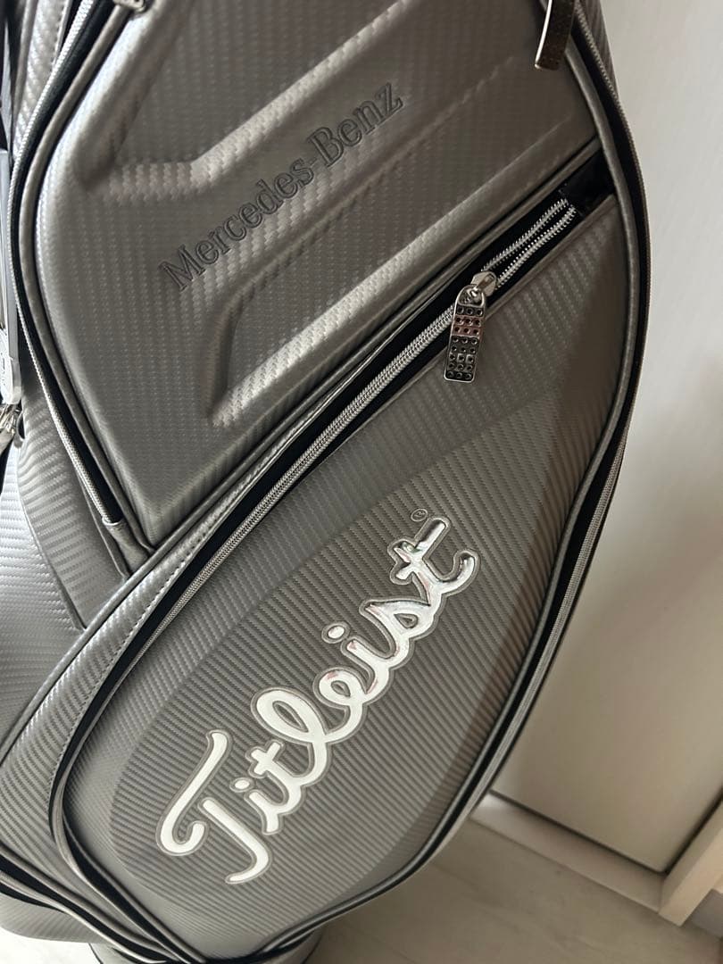 Titleist Mercedes Benz キャディバッグ　シルバー