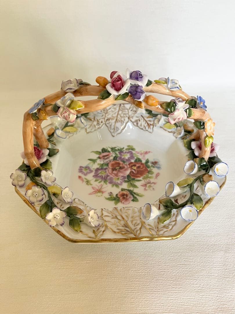 花柄装飾 八角形陶器バスケット