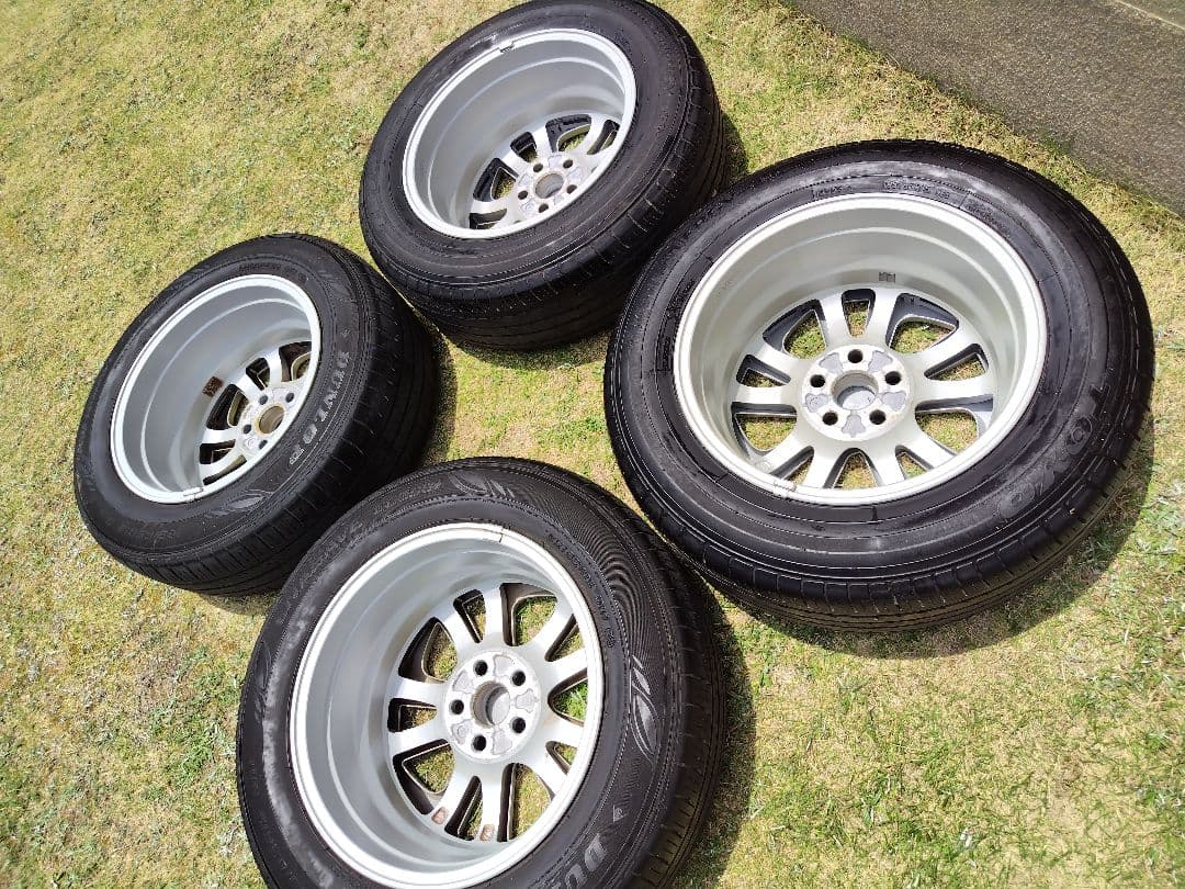t*a様 k*7様 50プリウス　純正 15インチ ホイールタイヤセット