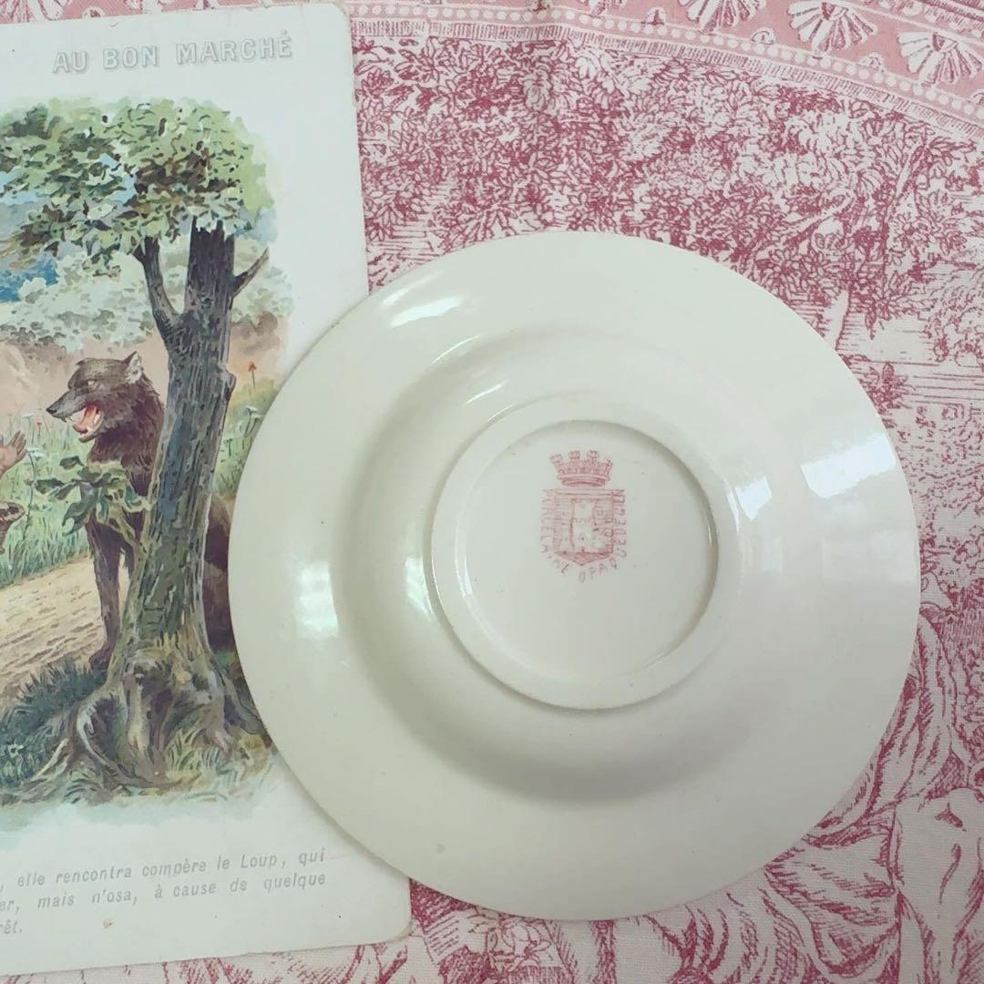 セール　フランスアンティーク　おままごと食器　赤ずきん　ジアン　Gien 赤B