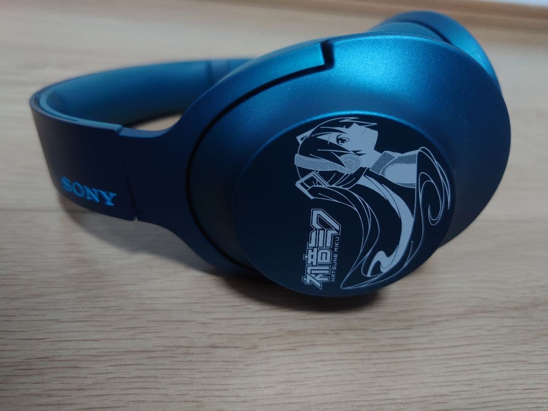 h.ear on（MDR-100A) 初音ミクモデル