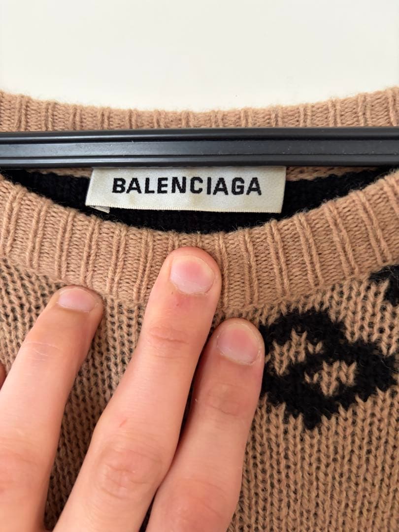 BALENCIAGA ロゴ入りニット Mサイズ ベージュ