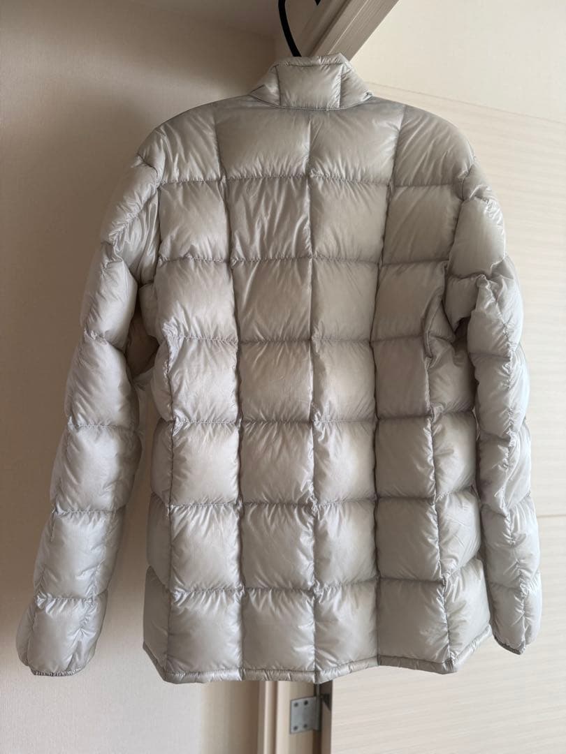 田中シェンさん着用 モンベル mont-bell スペリオダウンジャケットM