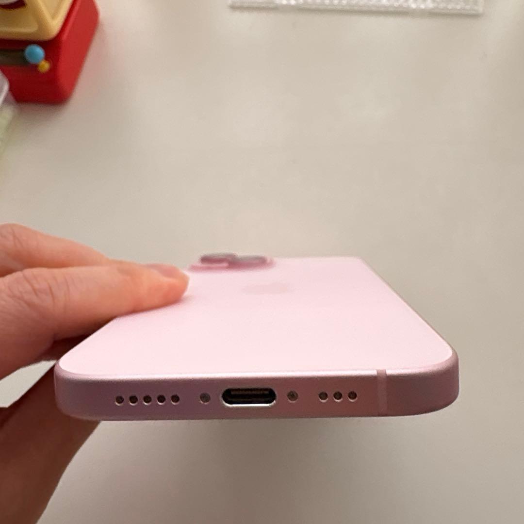 Apple iPhone 15 ピンク 本体と充電ケーブル