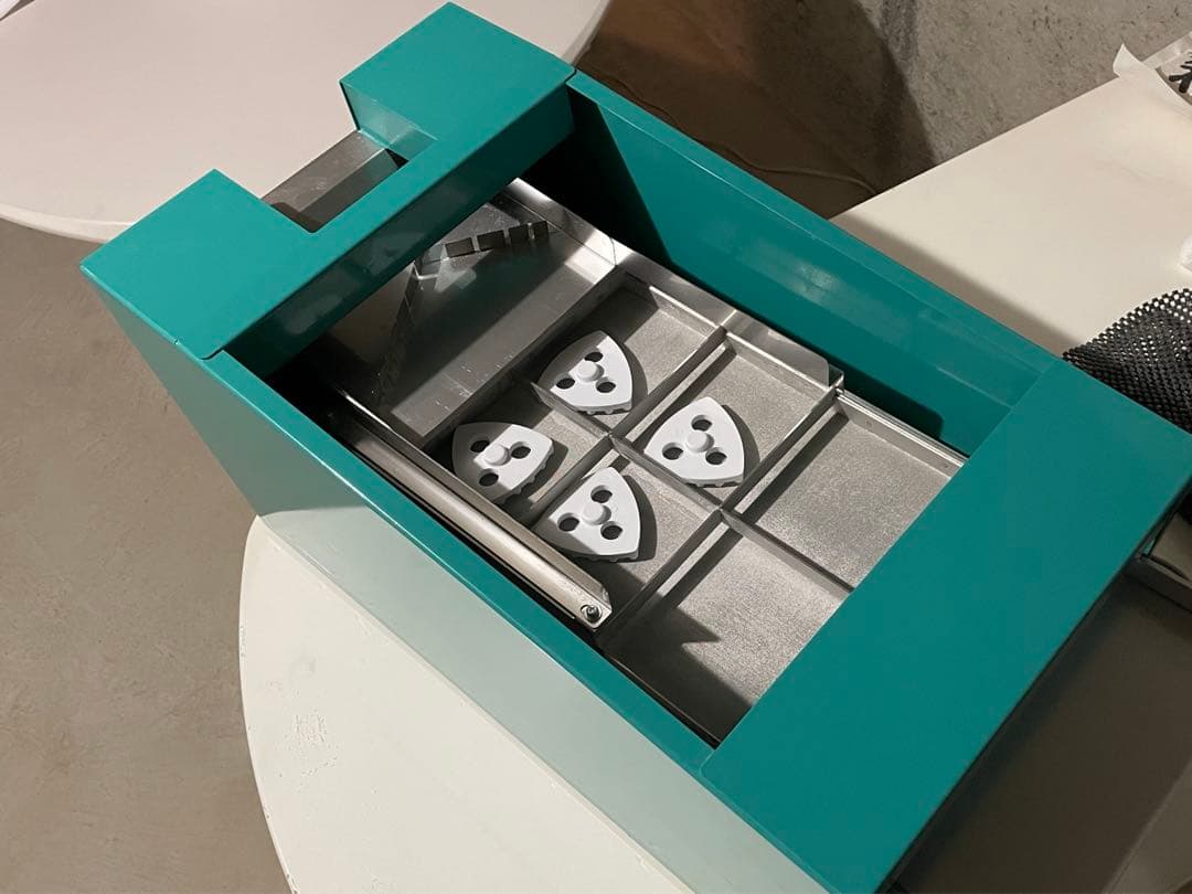 國光社 電動粉ふるい機 SN-R型（米粉適応型・80メッシュ）タタキ内蔵