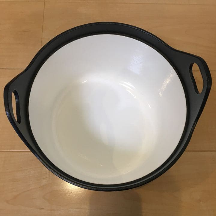 イッタラ　サルパネヴァ キャセロール　カモメ食堂