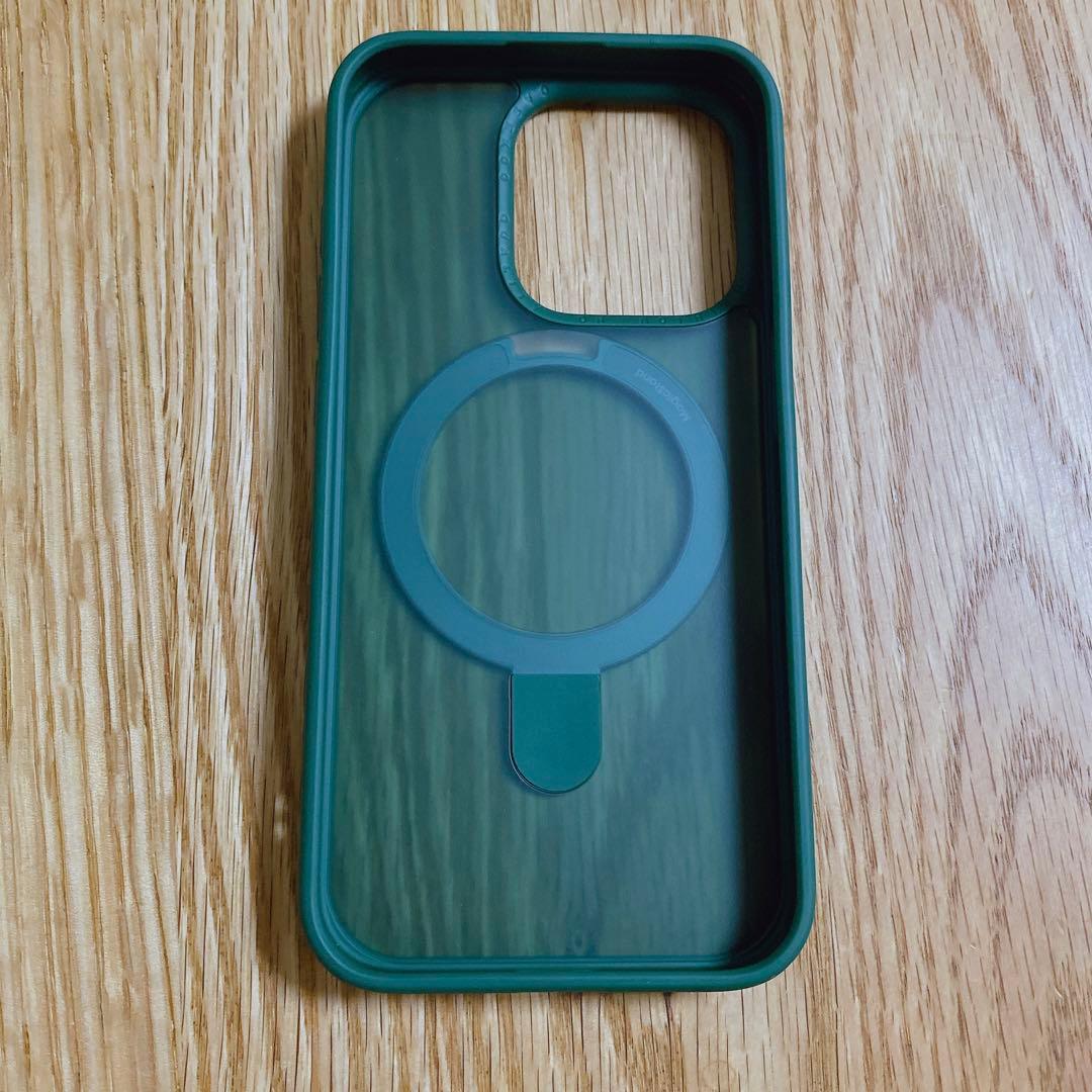 ✨残り１点✨ iPhone 15 Pro ケース　保護　カバー　グリーン　緑