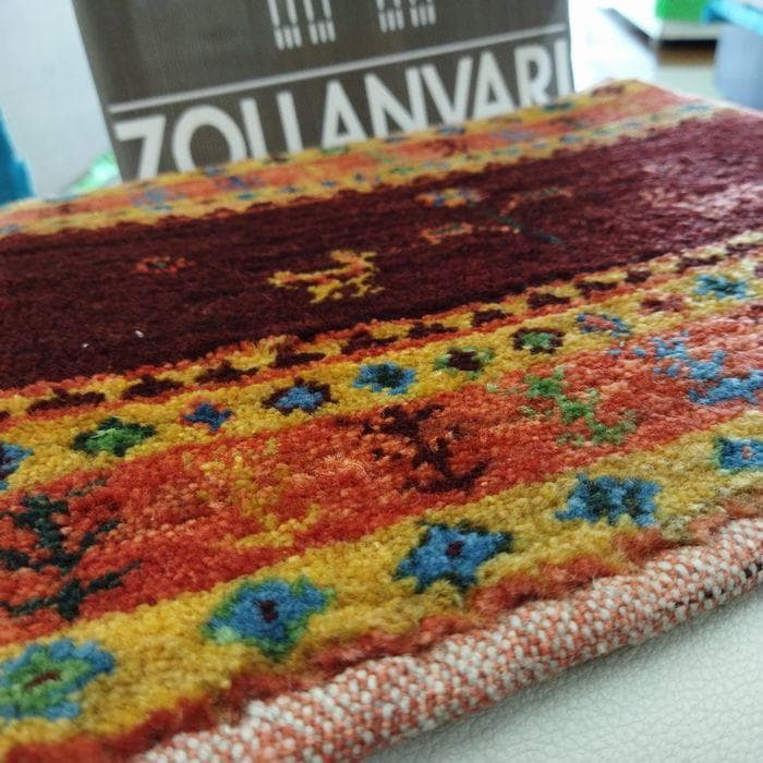 値下げ可能ミニギャベ●33×41㎝●手織●本物●新品未使用 遊牧民が紡ぐギャッベ