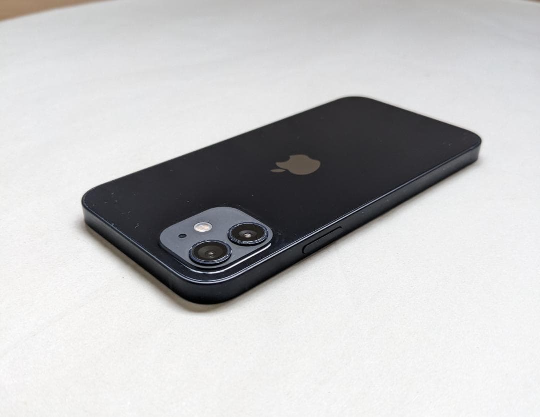 iPhone 12 64GB 【新品 ガラスフィルム 付属】SIMフリー