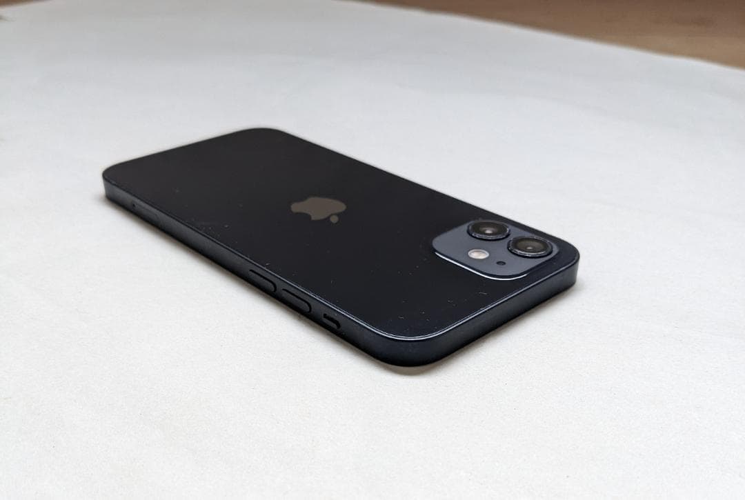 iPhone 12 64GB 【新品 ガラスフィルム 付属】SIMフリー