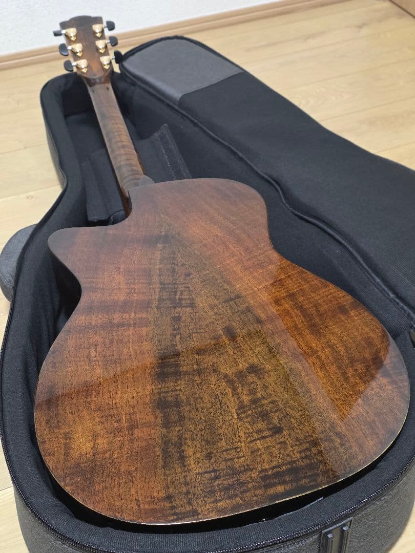 ​【納期90日を即納】Merida BLACKHOLE 試奏のみ極美品 保証有