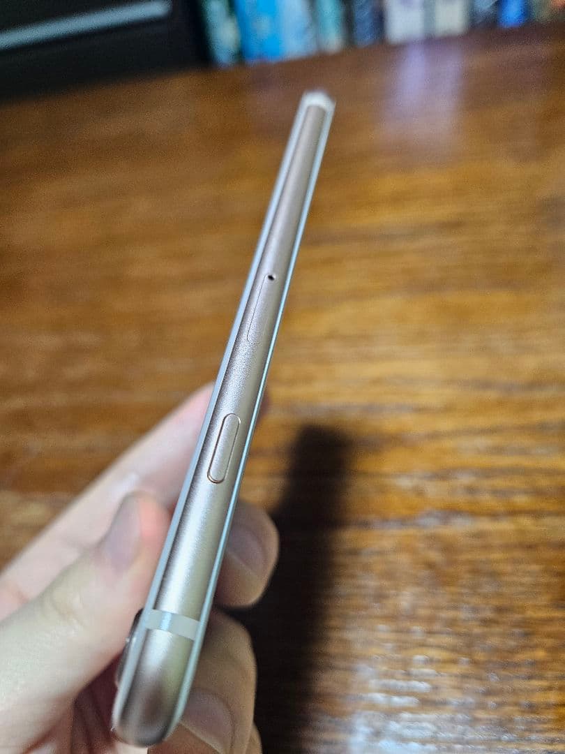 iPhone 8 64g バッテリー新品