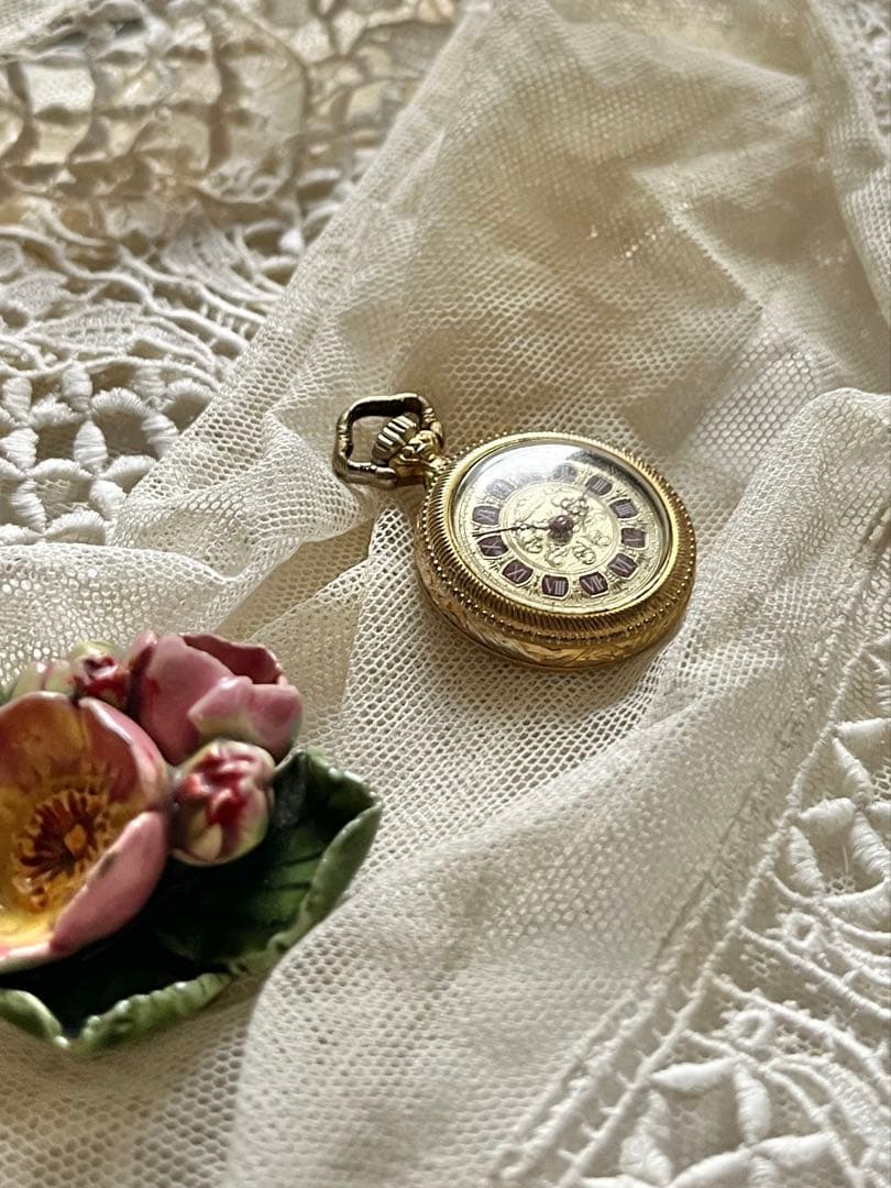 ◆スイスウォッチアンティーク｜小さな懐中時計Aミニペンダント金ゴールドネジ巻き