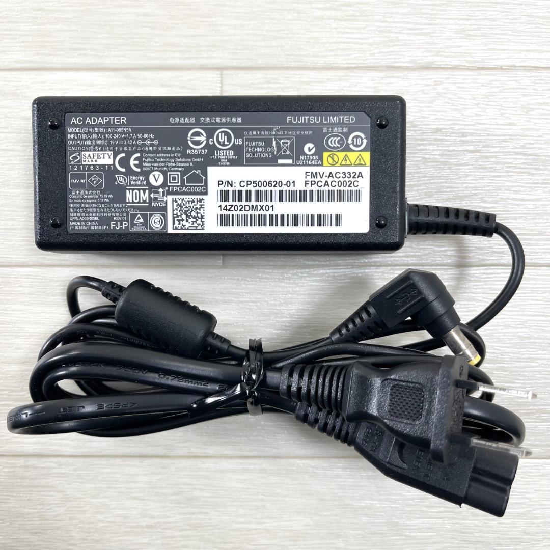 富士通 i7 高速SSD500G メモリ16 Windows11 ノートパソコン