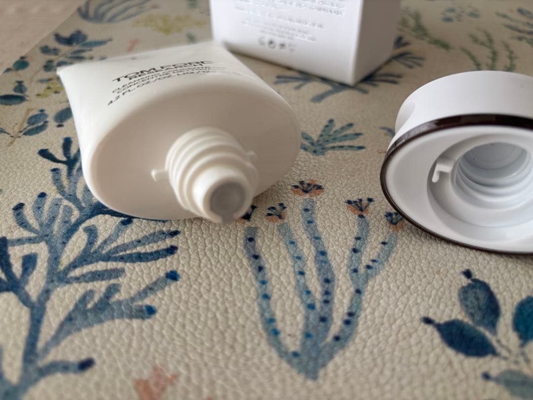 トム フォード リサーチ クレンジング コンセントレイト　新品