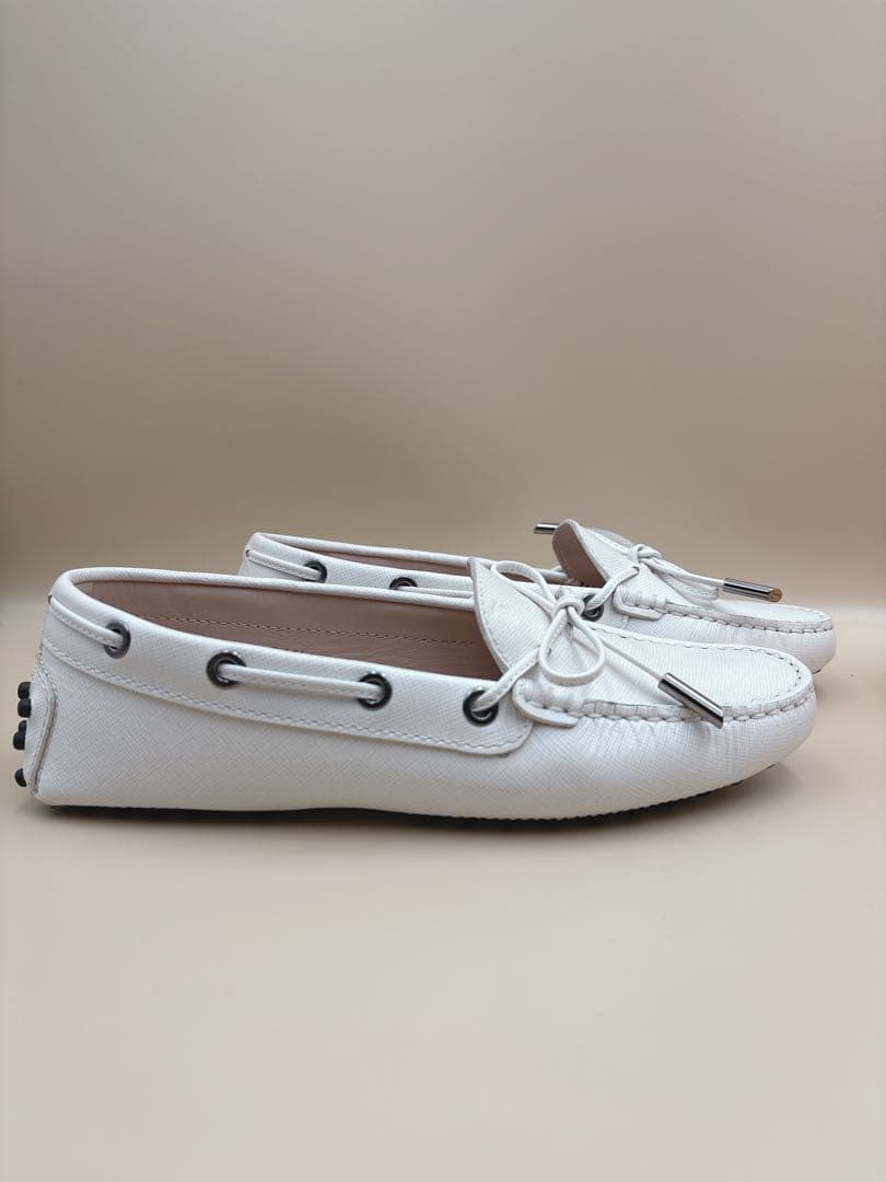 【未使用級　美品】Tod's トッズ　革靴　ドライビングシューズ21.5cm