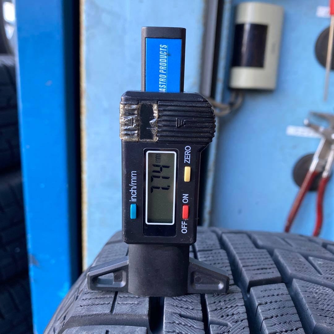 バリ溝ヨコハマスタッドレスセット215/65R16アルファード、ヴェルファイア