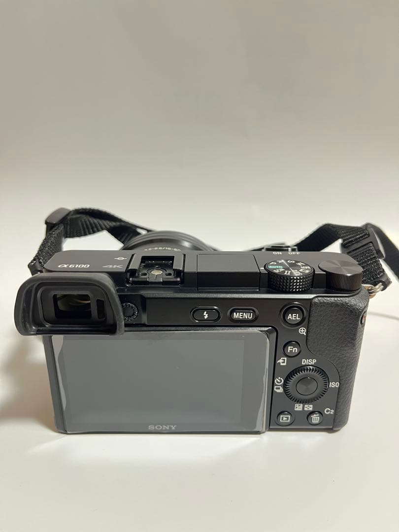 【美品】SONY α6100 (ILCE-6100）
