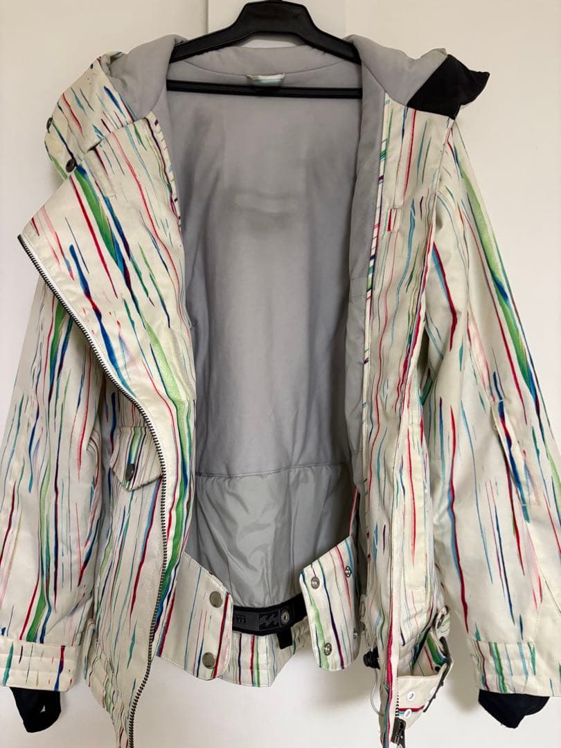 BILLABONG スノーボードスキージャケット 女性用