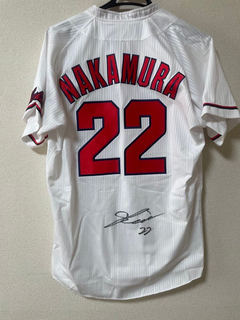 広島カープ中村奨成選手（旧背番号22）サイン入りハイクオリティユニフォーム未着用