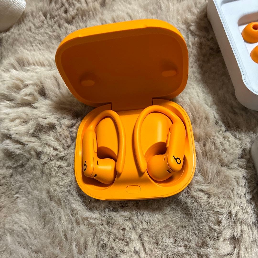 PowerbeatsProe2オレンジ ワイヤレスイヤホン 本体