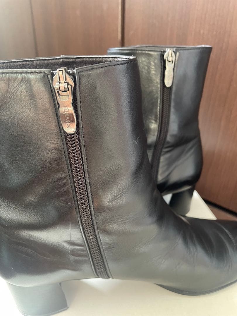 21日まで限定値下げ⭐︎美品☆ダイアナ☆ショートブーツ☆黒25㎝