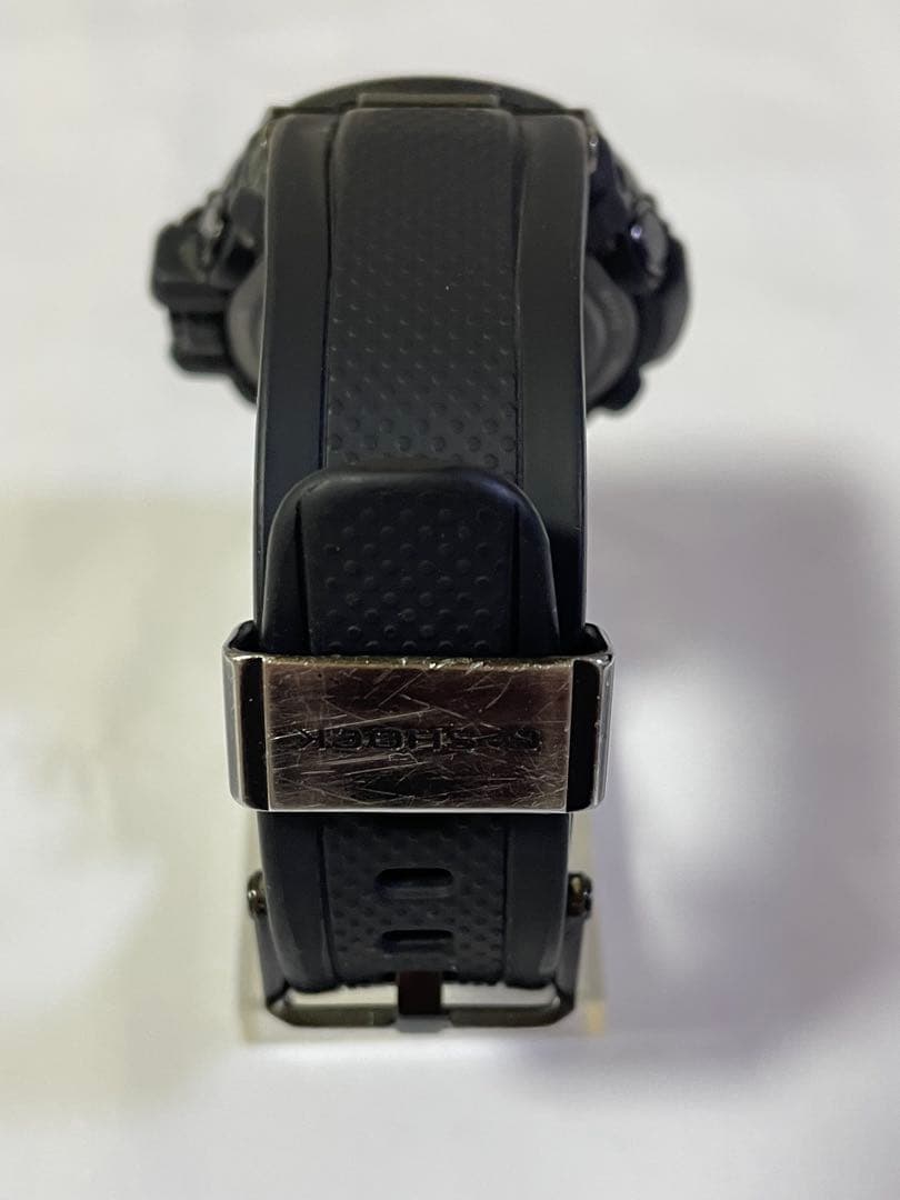 CASIO G-SHOCK G-STEEL GST-B100 タフソーラー