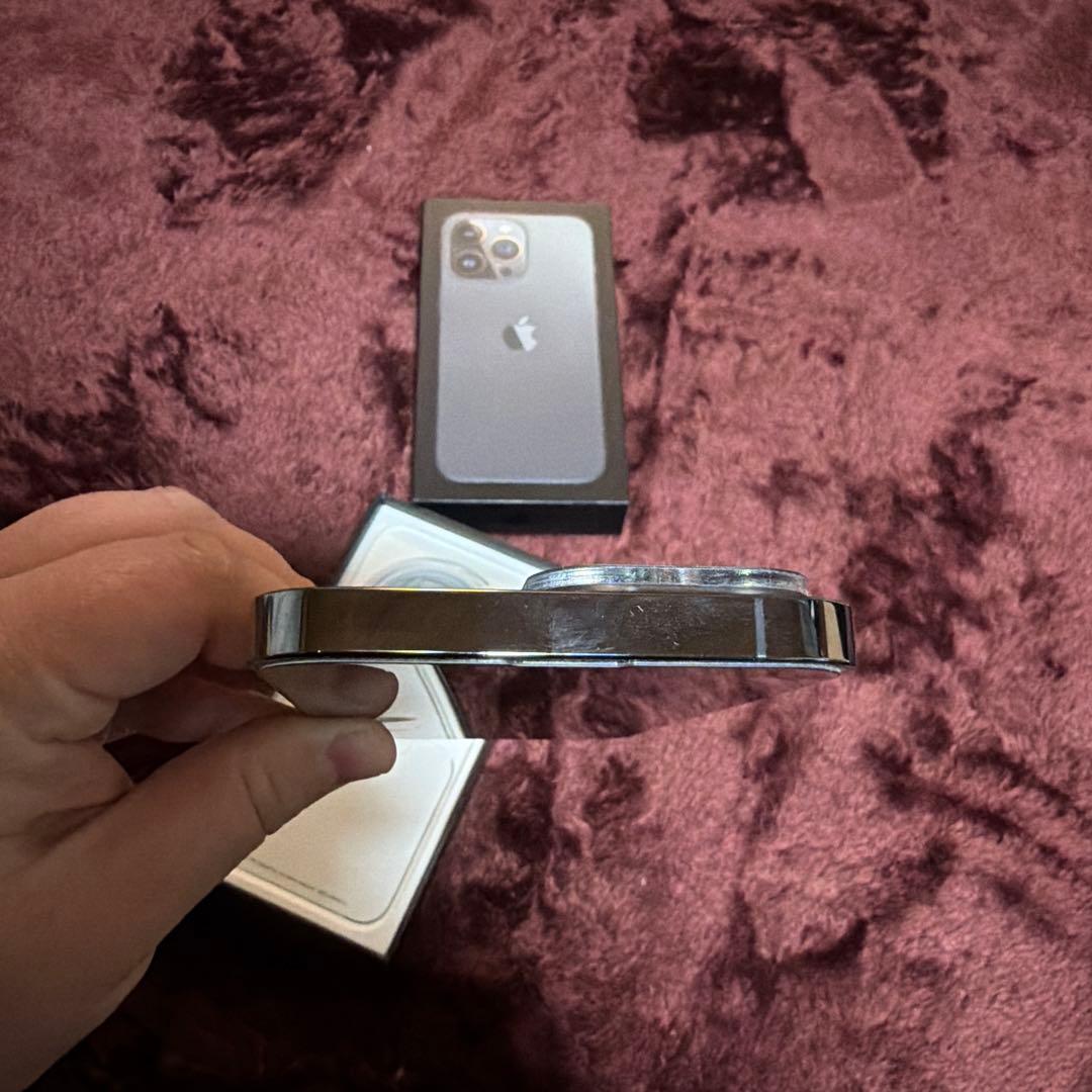 極美品　iPhone13 pro 128GB SIMフリー