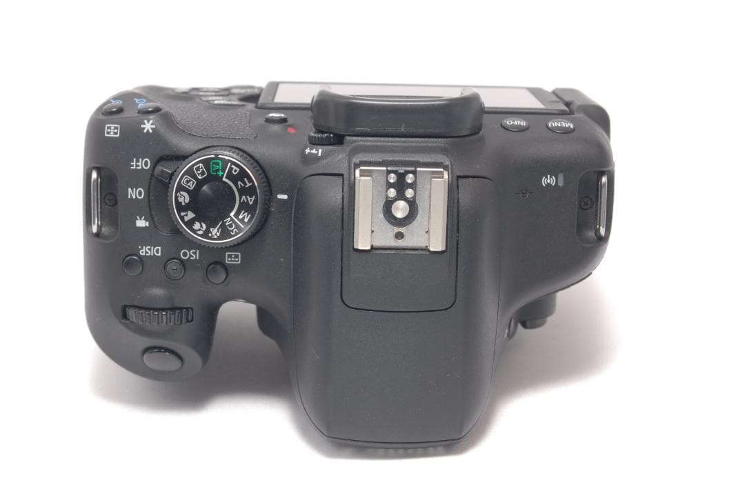 ⭐️高性能レンズ付き⭐️Canon Kiss X8i キャノン　デジタル一眼