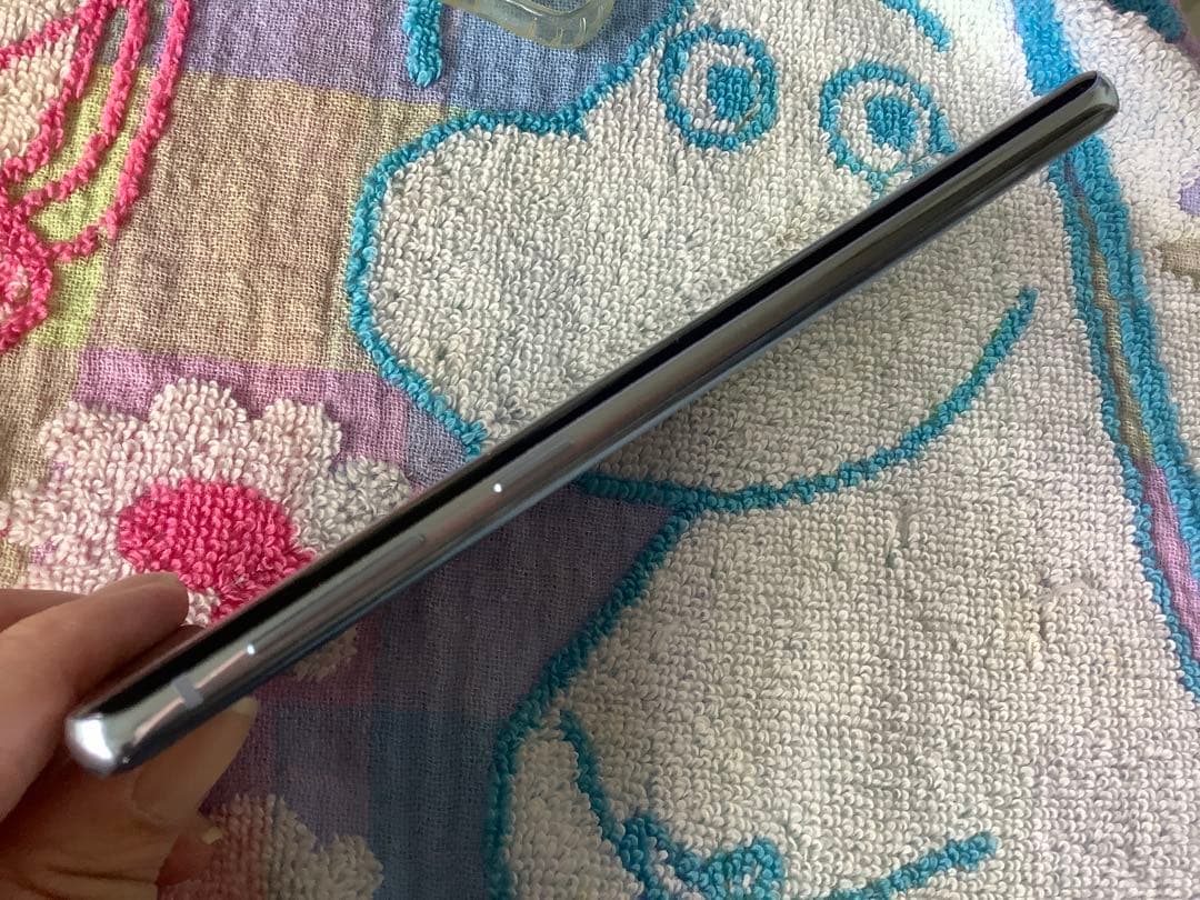 美品 バッテリー交換後1年使用 Galaxy S10 SCV41 SIM解除