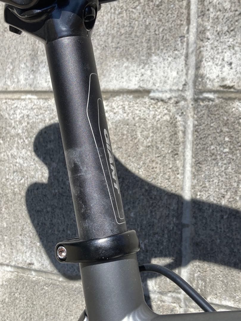 【引き取り限定】GIANT CONTEND 1（2019年モデル）グレー