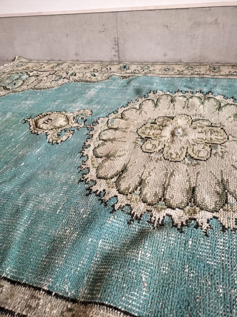 【coccinelle】ティファニーブルー　　No.667