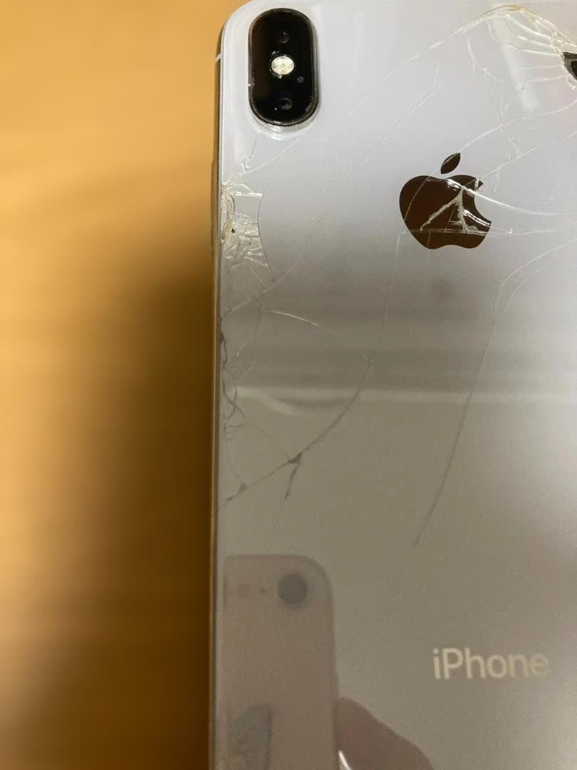 iPhoneX 64GB SIMフリー ジャンク 背面ガラス剥がれ 内部露出あり