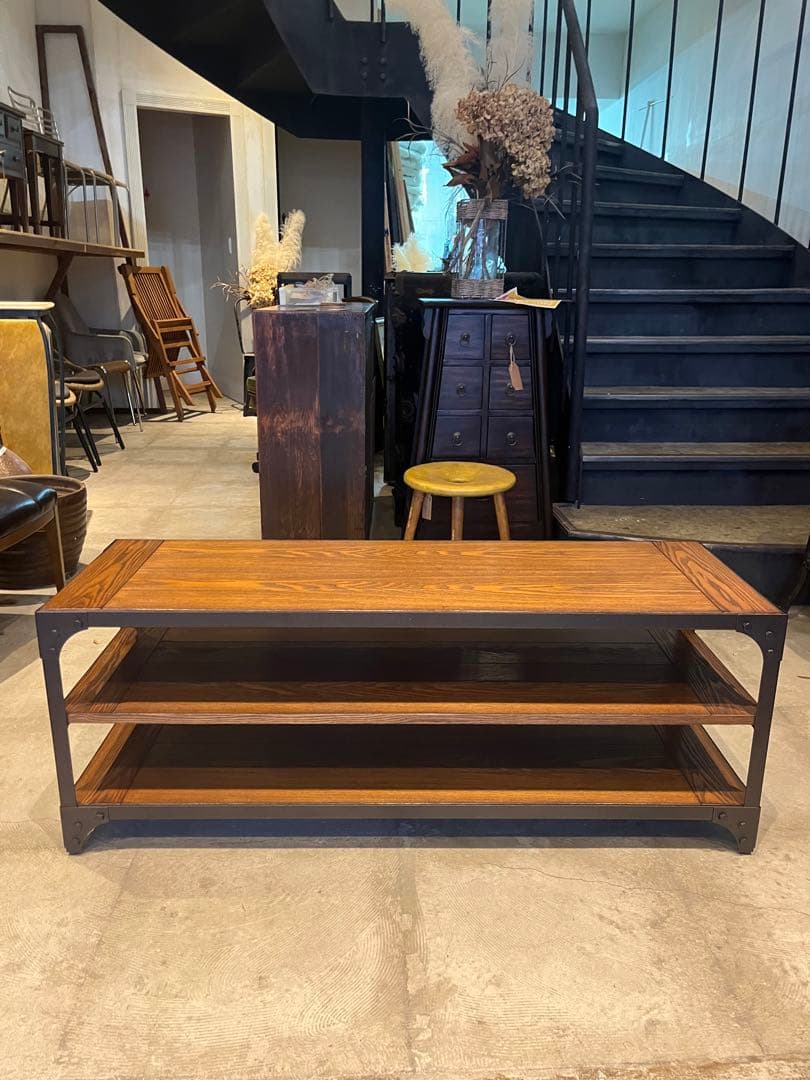 インダストリアルラック　テレビボード